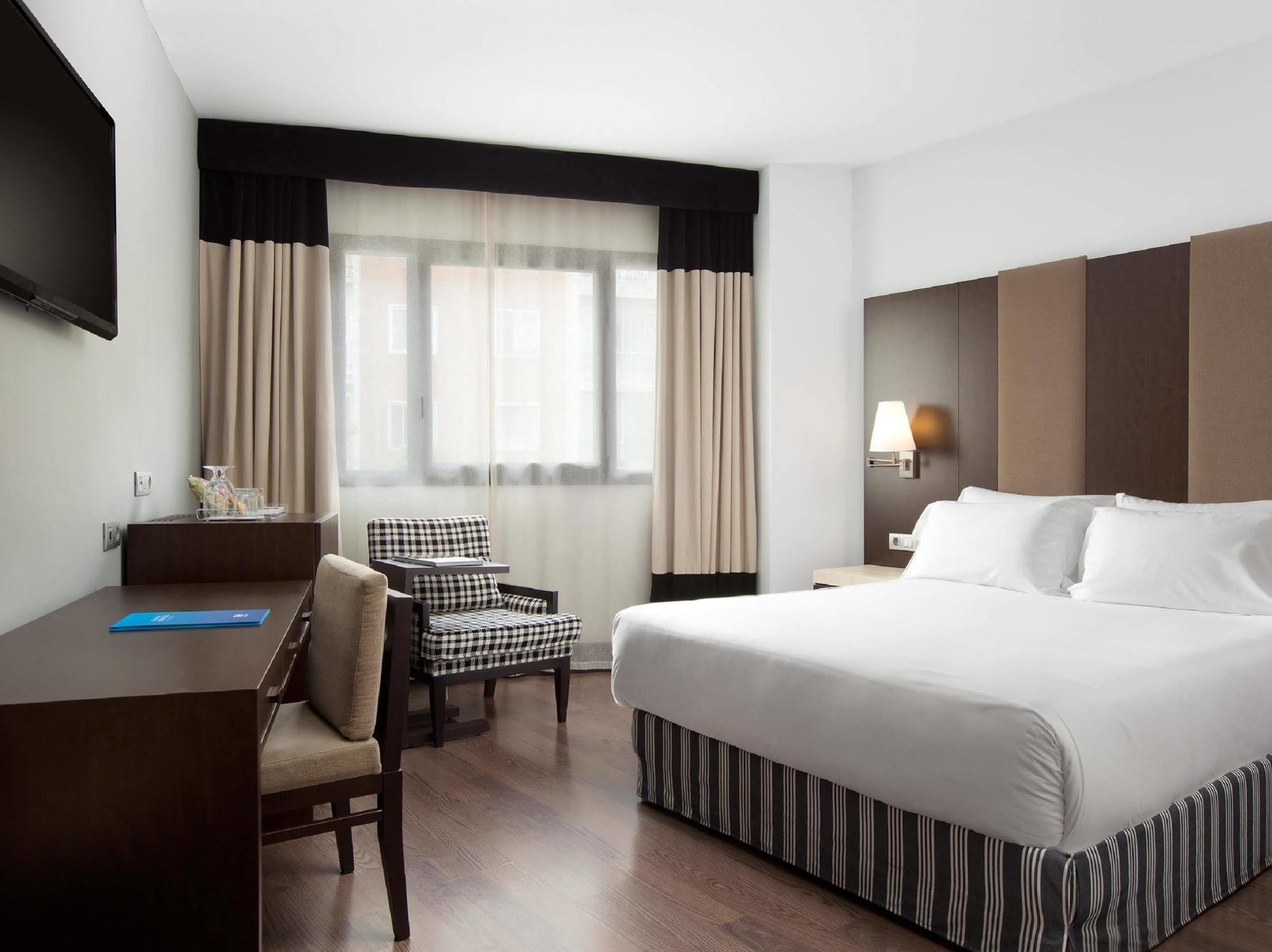 Catalonia El Retiro Otel Madrid Dış mekan fotoğraf
